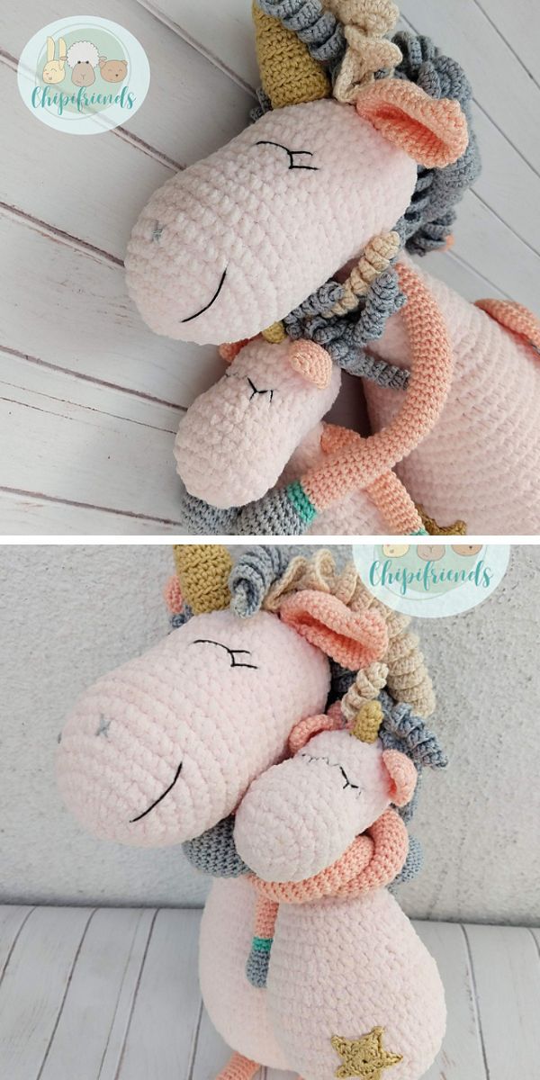 a pair of amigurumi unicorns of mommy unicorn and baby unicorn