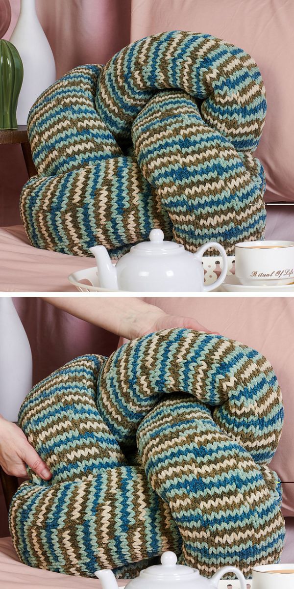 Chunky Bobble Knit Pillow Cover