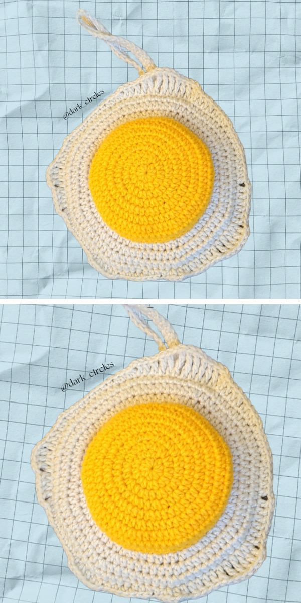 a crochet bag like a fried egg