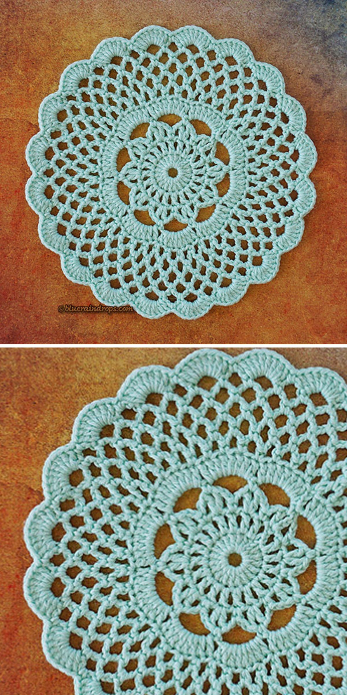 a blue doily with a scalloped edge