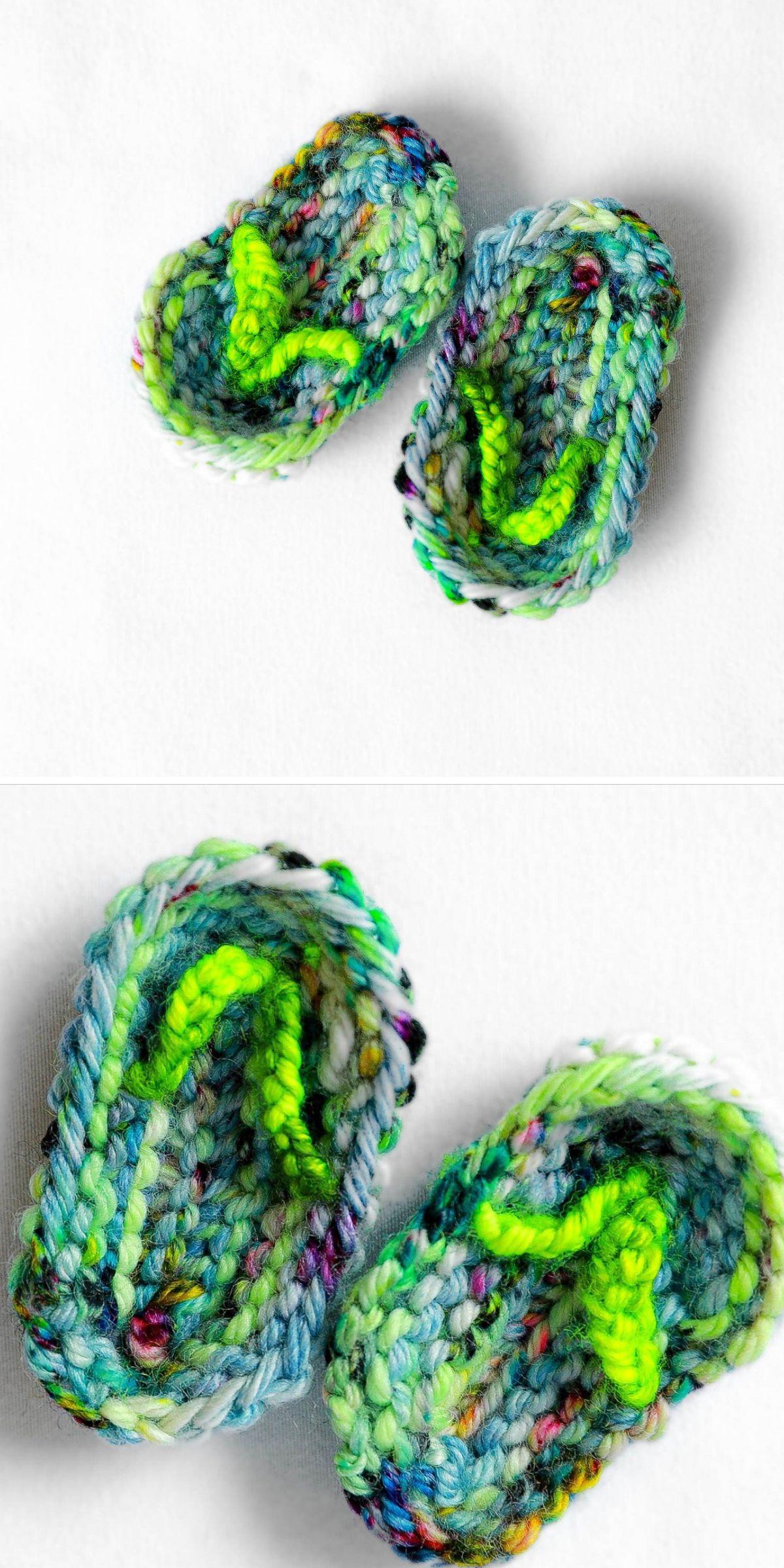 a tiny knitted flip-flops